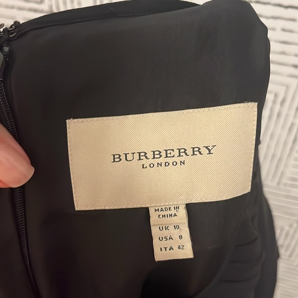 Burberry black silk dress - Picture 8 of 8
